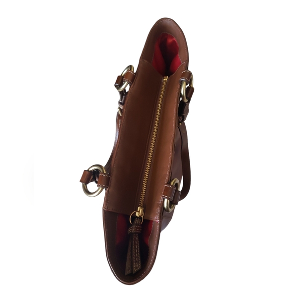 Coach Soft Brown Leather Tote Coach Perfect For Everyday Outing - Picture 7 of 17